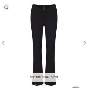 NWOT Skims soft lounge ruched pant